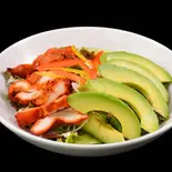 アボカドチキンサラダ AvacadoChicken Salad（インド料理 AYUSH）