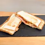 キムチホットサンド（K-POP cafe 1004）