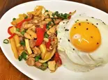 チキンガパオライスchicken  Gapao Rice（インドケバブTHAI＆KORIAN FOODS(ASIANTASTE)）