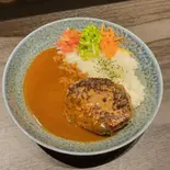 【ビーフ100%】ハンバーグカレー(カレー&タコライス 皇亭ペンギン神田店)