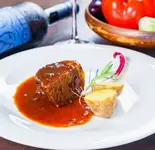 和牛ほほ肉の赤ワイン煮込み Domestic Beef Cheek Stewed in Red Wine(ラテッラ)