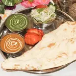 B(set)セット(選べるカレー2品)（本格タンドリーカフェ虹）