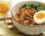 魯肉飯×台湾チキンカツ+レモンティー(味楽小食堂 下谷)