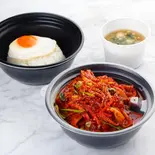 豚肉炒め丼（新大久保 民俗村）