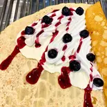 ブルーベリークリームチーズホイップ（クレープ喫茶レピドプテラ）
