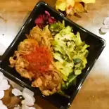 豚かな丼 Pork ＆ Mustard Greens Rice Bowl（カフェ・キッチン薫風）
