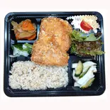 チキン竜田玄米定食(無農薬玄米・白米が食べれる店 SUN)