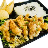 油淋鶏弁当(春巻-ゴマ団子)（萬福来 赤塚店）