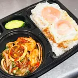 ガパオタレー(シーフード)+ご飯+ダブル目玉焼き กะเพราทะเล+ข้าวสวย+ไข่ดาวแฝด(PINTO)