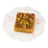 ピスタチオ・ハリーサ(1個)/Pistachio Hareesa (1piece)/هريسة بالفستق الحلبي قطعة واحدة（アラベスク・レストラン＆カフェ / Arabesc Restaurant＆Cafe）