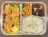 唐揚げ弁当（満腹麺酒坊）