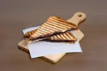 あんバターチーズホットサンド（QUI.）