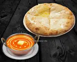 バーターチキン＆チーズナンセットButter chicken ＆ Cheese Naan Set（ダバカ・モモ・ハウス）
