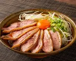 炙り鴨丼（トリカモメ ～鶏と鴨と麺～）