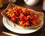 揚げ鶏肉と辛子炒め Stir-Fried Fried Chicken and Chili（中華料理 安安酒楼）