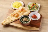 ほうれん草とマッシュルームのカレー弁当(Spi.mashroom curry bento)(タイ&インド 神楽坂エスニック CARAVAN SAPANA(キャラバンサパナ))