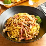 きのこの和風パスタ（KitchenBarぐりむ）