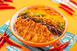 マーラーチキンカツビビンバ（小馋猫烤肉拌饭(シャオチャンマオビビンバ)）