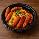 極盛り‼️悪魔のソーセージエッグ丼（深夜弁当）