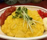 看板メニュー！オムそぼろごはん（Kitchen＆bar いのせんと）