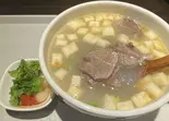 羊肉泡馍(ラム肉スープ西安焼きパン煮込み)（西安刀削麺 匠心）