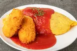 和牛メンチオムライス（男のオムライス EGG BOMB 新橋店）
