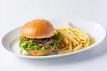 エッグビーフハンバーガー（【朝食とハンバーガーのお店】To B）