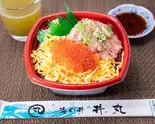 いくらネギトロ丼(海鮮丼専門店 丼丸 立花店)