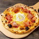 オーガニックトマトソースのビスマルク【M】 (約25cm)（ピザ＆ワッフル バスターズ (PIZZA＆WAFFLE BUSTERS)）