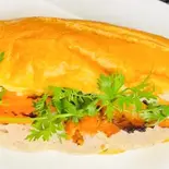 豚肉焼きバインミー(豚肉焼き、ハム、pate, 紅白なます,..) Bánh Mì Thịt Nướng Ba Tê, Chả lụa（ベトナム料理ハイイエンフード）