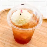 ザクロのゆずレモンソーダ(アイス乗せ)（占いの出来るカフェTOTONOU）