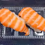 トロサーモン 2貫（音色すし 世田谷店）