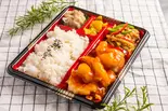 海老チリ弁当(餃子の点点)