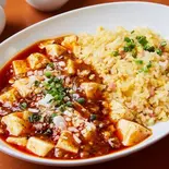 【当店人気NO.1】チャーシュー炒飯&麻婆豆腐 Roast Pork Fried Rice & Mapo Tofu(四川麻辣火鍋 天府 関内店)