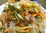 クラゲサラダ (Nộm Sứa)（ベトナム料理モク屋木場店）