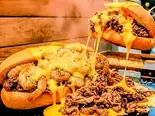 ガーリック・シュリンプ・フィリー (Surf ＆ Turf Philly)（The Philly Cheese Beast(フィリー・チーズ・ビースト)）