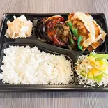 とり味噌炒めと焼餃子(ライスおお盛り無料)（和之味）