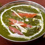 ほうれん草チキンカレー（カトマンズ ダイニング）