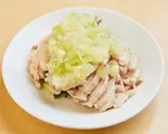 蒸し鶏肉のネギソースかけ Steamed Chicken with Green Onion Sauce（中華料理観行雲）