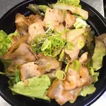 塩豚丼（肉鍋とからあげの店 儿-jin-）