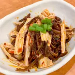 腐竹拌黑木耳（楊銘宇 黄燜鶏米飯 御徒町店）