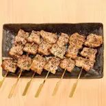 焼き豚串6本セット【塩】(大衆酒場 鳥さむらい 新宿三丁目店)