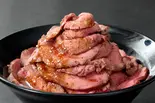 【肉増し2倍】ローストビーフ丼 Double Roast Beef Bowl（濃厚ローストビーフとハラミ丼「タルビー」 久米川店）