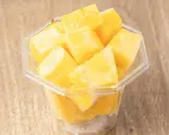 パイナップル【カットフルーツ】（アイスるんです JR西宮店）