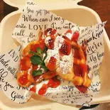 クロッフル～ミックスベリー～（CAFEDINING＆STEAK GODTENDER高畑店）
