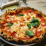 マルゲリータ MARGHERITA（窯焼きピッツァUfufu蒲田）