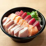 釧路名物・3種勝手丼（【元祖】でか盛り海鮮問屋 すすきの店）