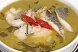 白身魚と漬け白菜の煮込み（黄鶴楼 餃子酒場）