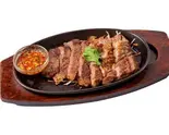 ヌアヤーン・スア・ローンハイ Nua Yang Suea Rong Hai（Asian Dining MANASLU）