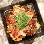 タッカルビ丼（韓国酒場 ハルハル）